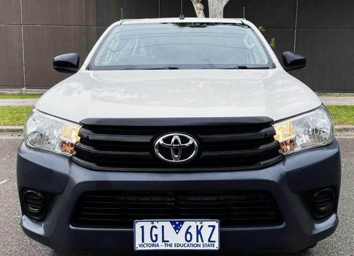 2016 Toyota Hilux Workmate TGN121R 4x2 Glacier White