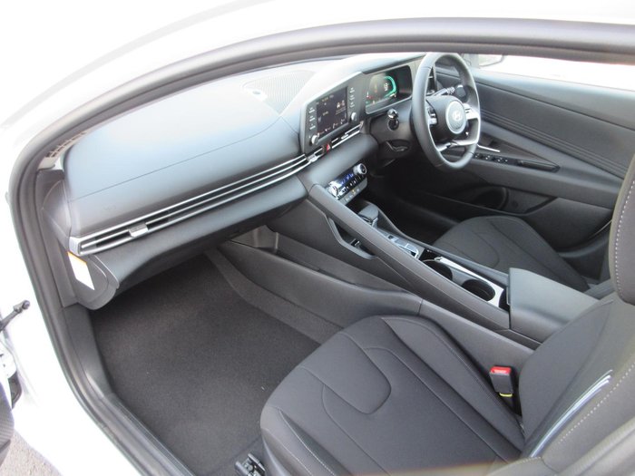 2025 Hyundai i30 Hybrid