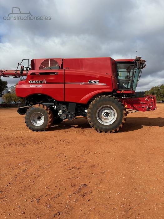 2019 CASE IH 8250 RED