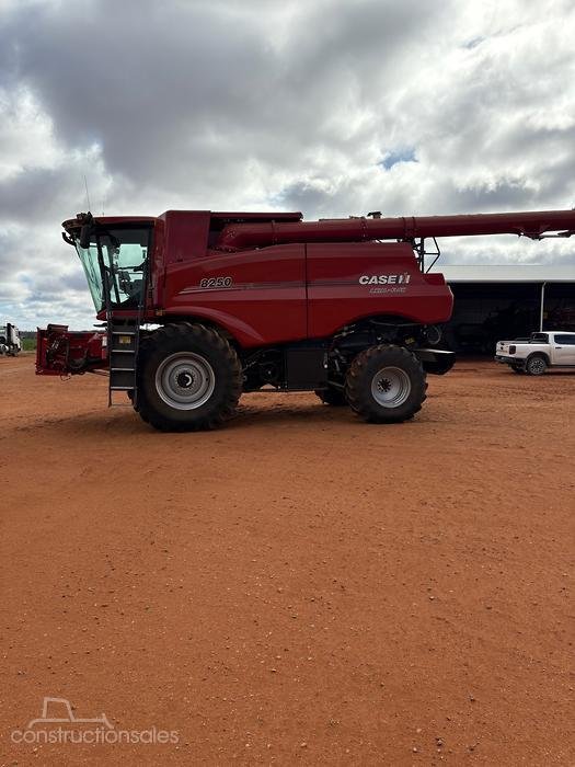 2019 CASE IH 8250 RED