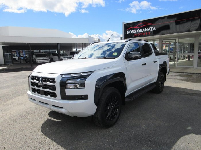 2025 Mitsubishi Triton GSR