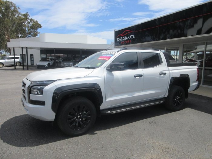 2025 Mitsubishi Triton GSR