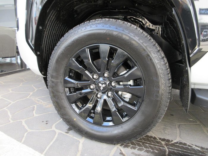 2025 Mitsubishi Triton GSR