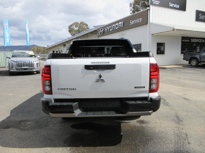 2025 Mitsubishi Triton GSR