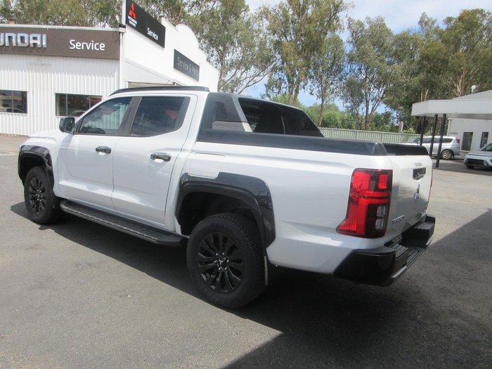 2025 Mitsubishi Triton GSR