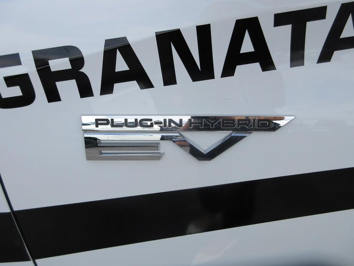 2025 Mitsubishi Outlander PHEV Exceed