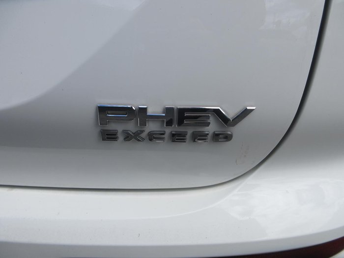 2025 Mitsubishi Outlander PHEV Exceed
