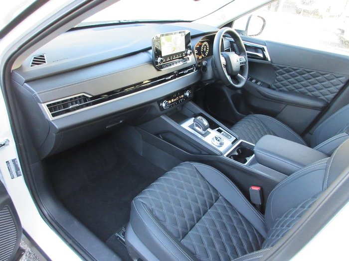 2025 Mitsubishi Outlander PHEV Exceed