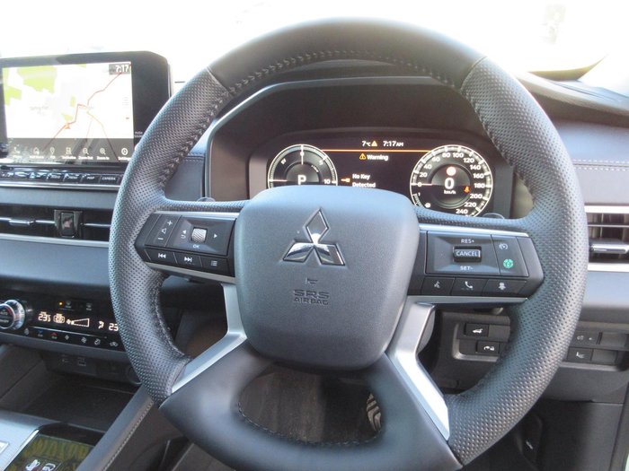 2025 Mitsubishi Outlander PHEV Exceed