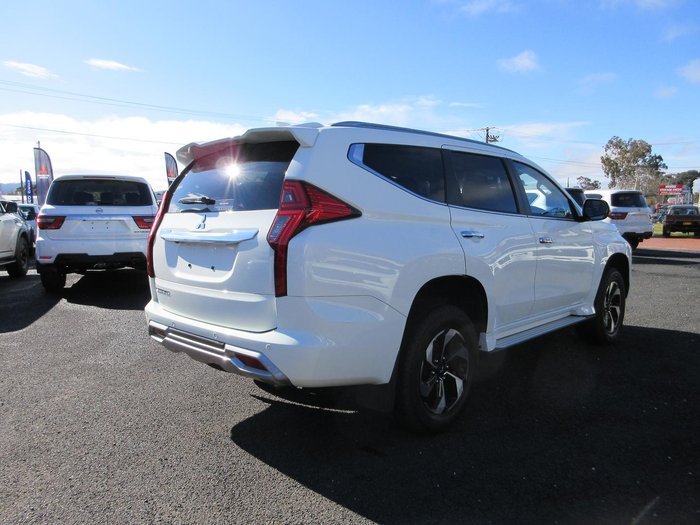 2025 Mitsubishi Pajero Sport GLS