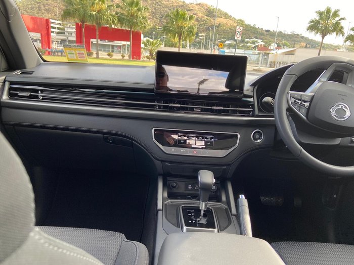 2025 KGM SsangYong Musso ELX Q261 MY24 4X4 Dual Range Grand White