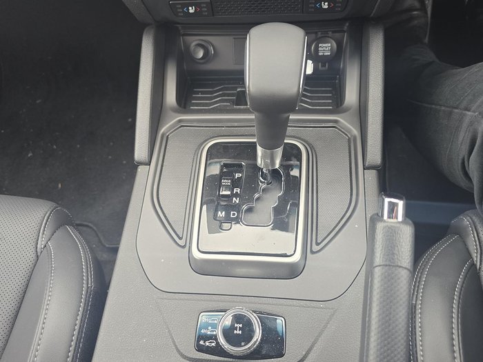2024 SsangYong Musso Ultimate Q261 MY24 4X4 Dual Range Grand White