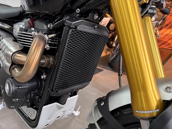 2024 Triumph Scrambler XE Scrambler Black