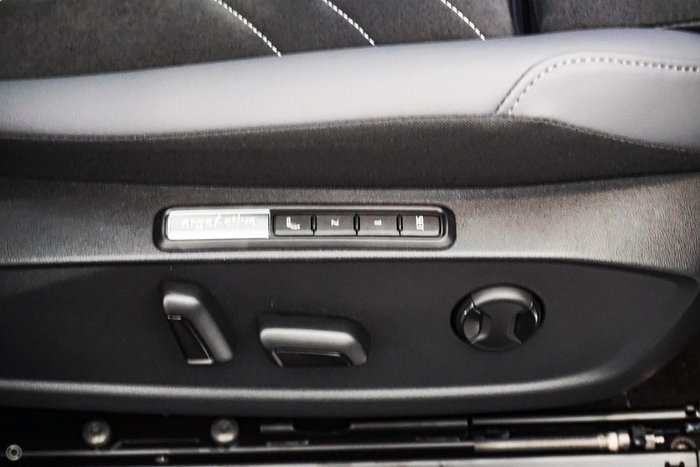 2025 Volkswagen ID.5 Pro