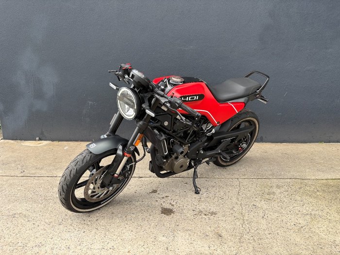 2020 HUSQVARNA VITPILEN 401 RED