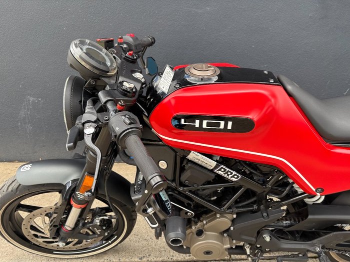 2020 HUSQVARNA VITPILEN 401 RED