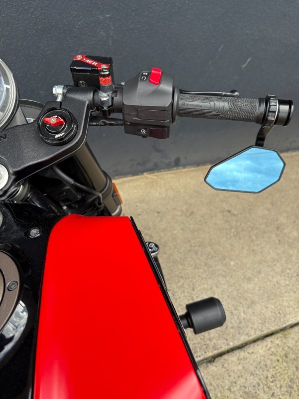 2020 HUSQVARNA VITPILEN 401 RED
