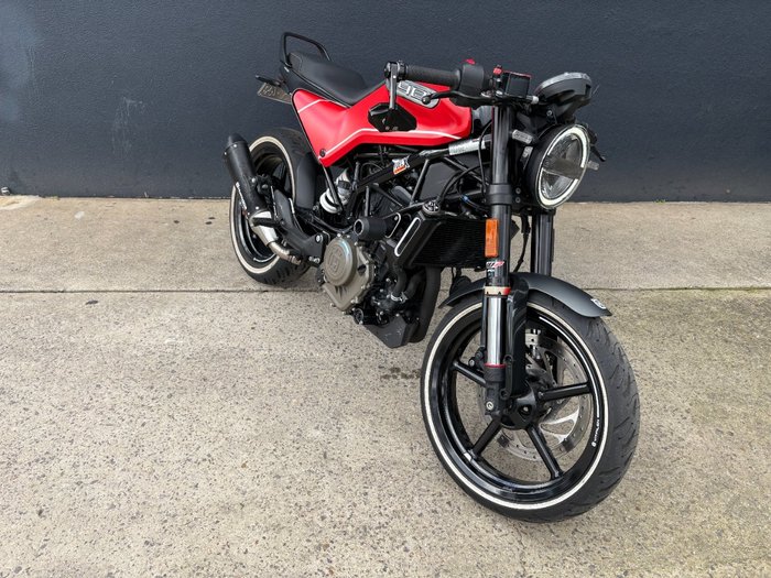 2020 HUSQVARNA VITPILEN 401 RED
