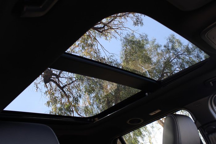 2025 Ford Everest Platinum