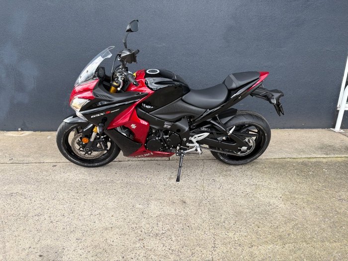 2016 Suzuki GSX-S1000F BLACK