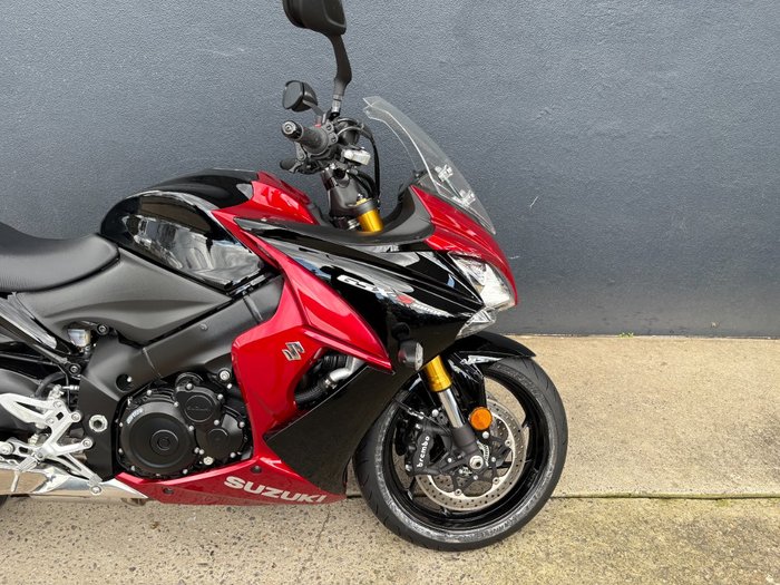 2016 Suzuki GSX-S1000F BLACK