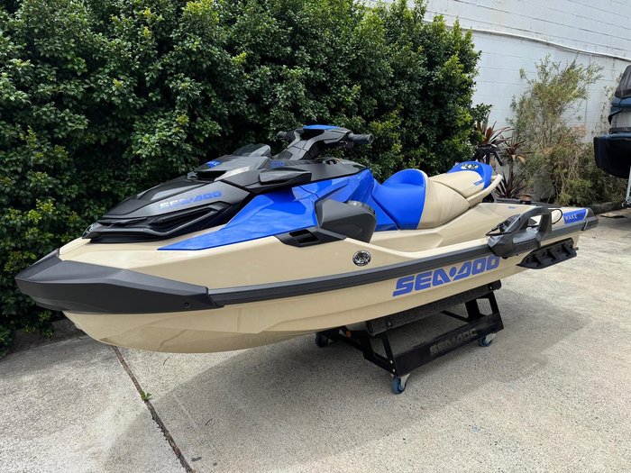 2026 SEA-DOO Wake Pro 230
