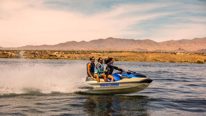 2026 SEA-DOO Wake Pro 230