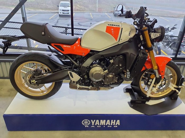 2025 Yamaha XSR900 (MTM890A) XSR Red