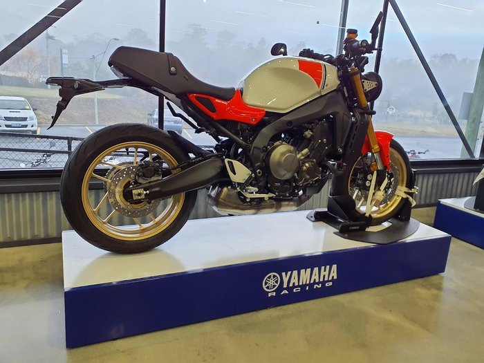 2025 Yamaha XSR900 (MTM890A) XSR Red