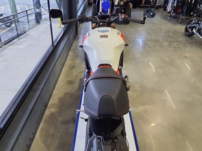 2025 Yamaha XSR900 (MTM890A) XSR Red