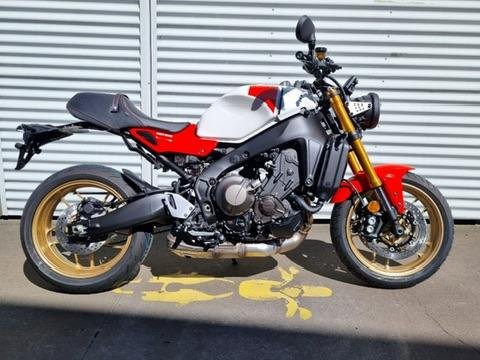 2025 Yamaha XSR900 (MTM890A) XSR Red