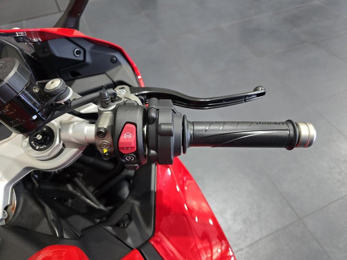 2025 Ducati Panigale V2 Panigale Red