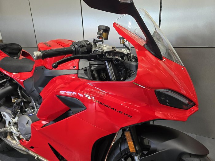 2025 Ducati Panigale V2 Panigale Red