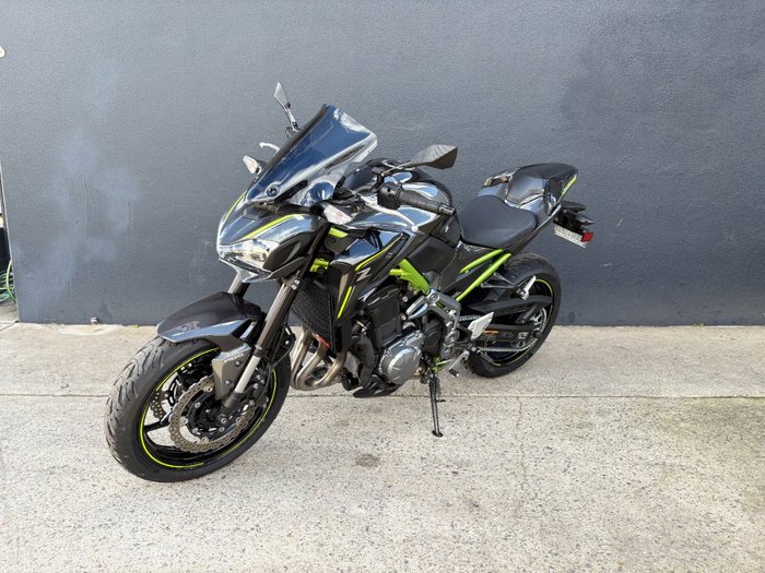 2017 Kawasaki ZR 900 GREY