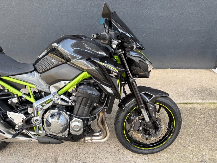 2017 Kawasaki ZR 900 GREY
