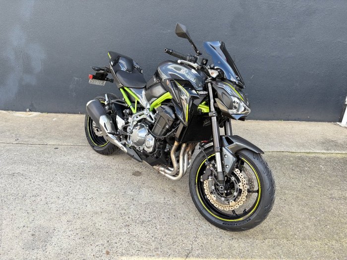 2017 Kawasaki ZR 900 GREY