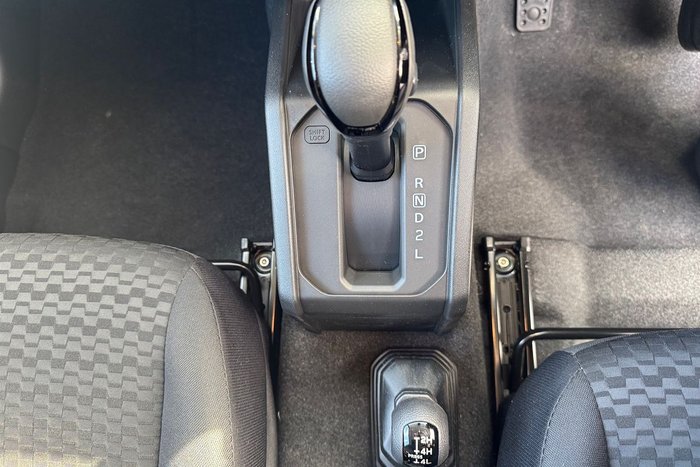 2024 Suzuki Jimny GLX