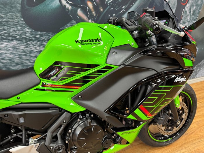 2024 Kawasaki NINJA 650L KRT GREEN