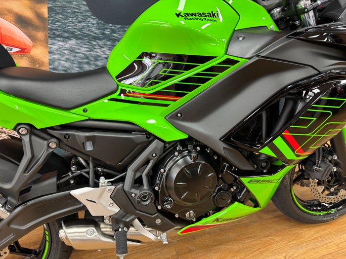 2024 Kawasaki NINJA 650L KRT GREEN
