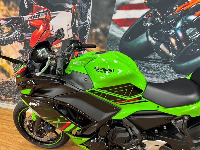 2024 Kawasaki NINJA 650L KRT GREEN