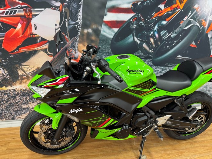 2024 Kawasaki NINJA 650L KRT GREEN