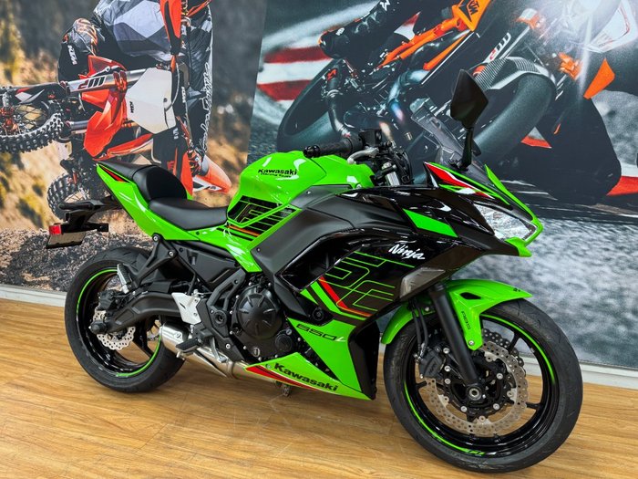 2024 Kawasaki NINJA 650L KRT GREEN