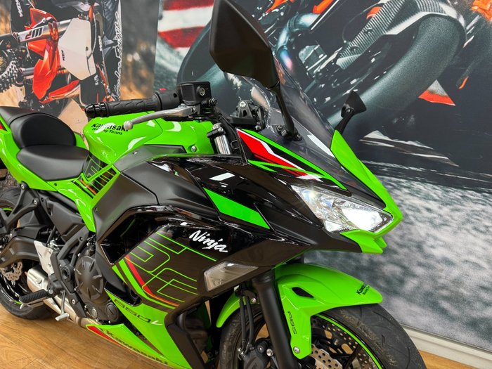 2024 Kawasaki NINJA 650L KRT GREEN