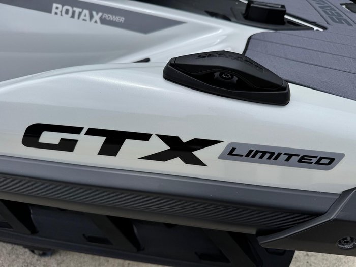 2026 SEA-DOO GTX Limited 325