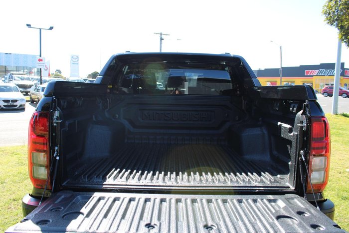 2025 Mitsubishi Triton GSR
