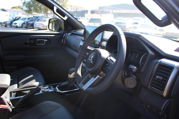 2025 Mitsubishi Triton GSR