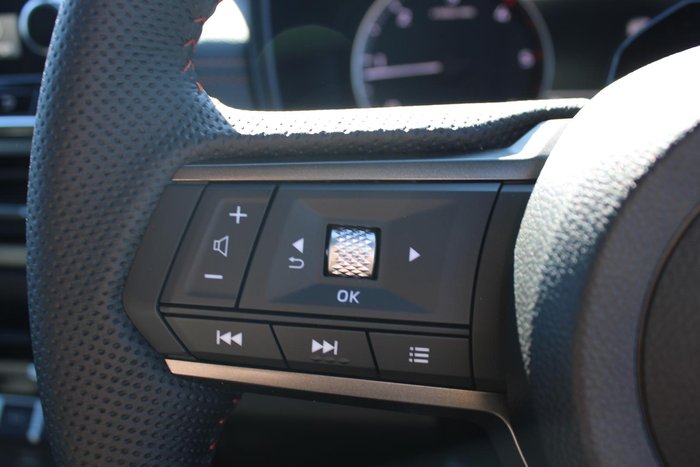 2025 Mitsubishi Triton GSR