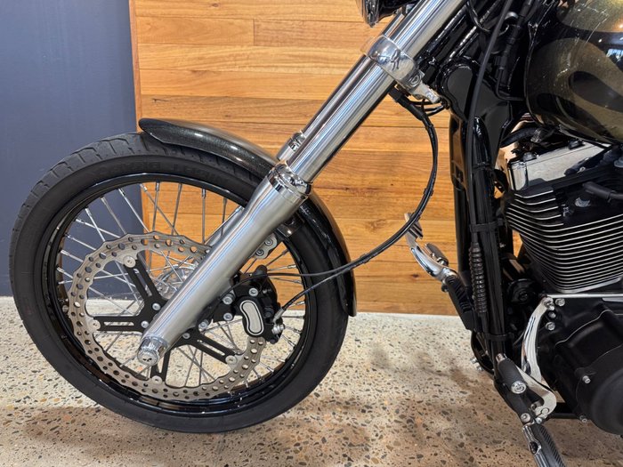 2016 Harley-davidson FXDWG WIDE GLIDE Black