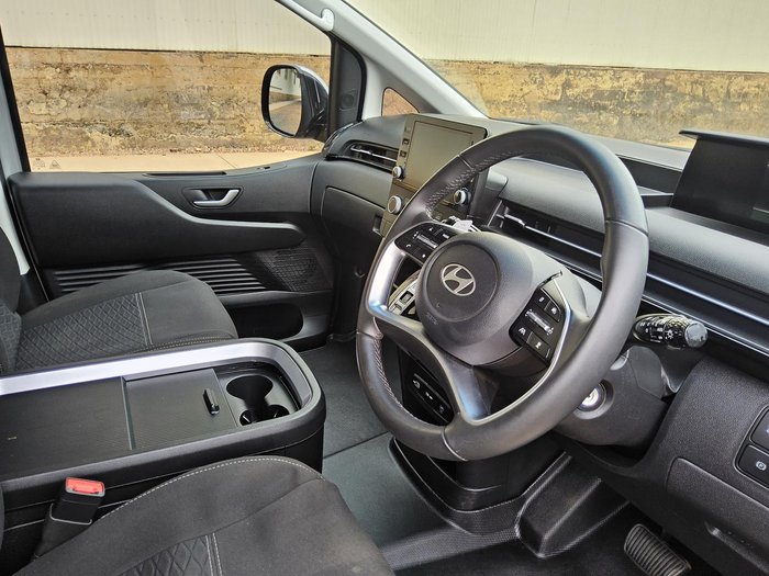 2024 Hyundai STARIA US4.V3 MY25 AWD Shimmering Silver