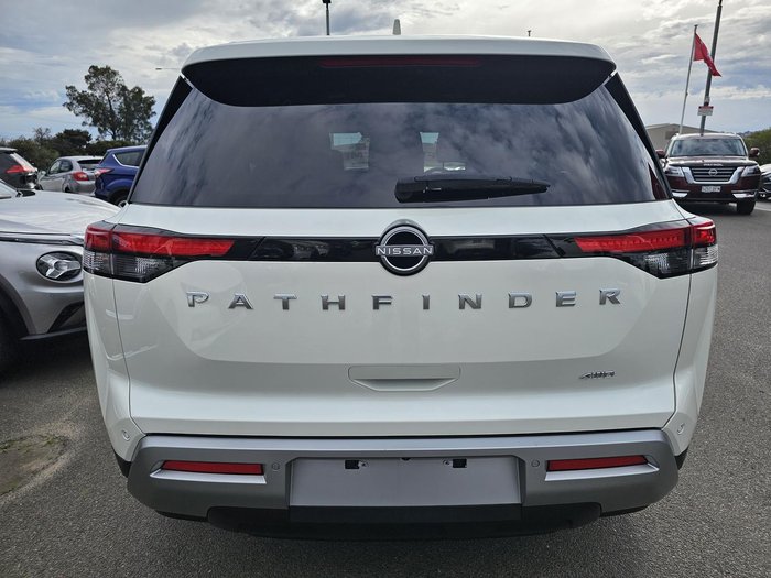 2023 Nissan Pathfinder Ti-L